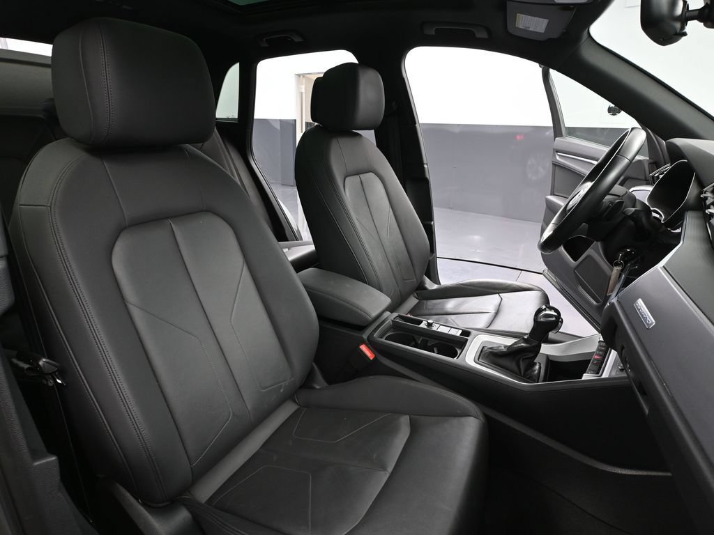 Used 2022 Audi Q3 2.0T Premium AWD/4WD image 45