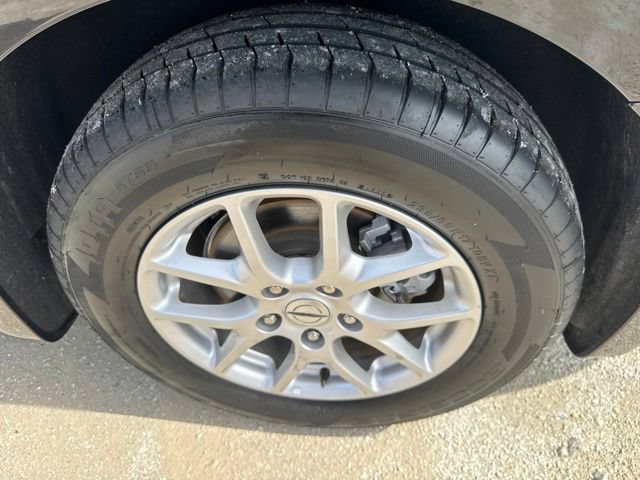 Used 2024 Chrysler Pacifica Touring-L FWD image 10