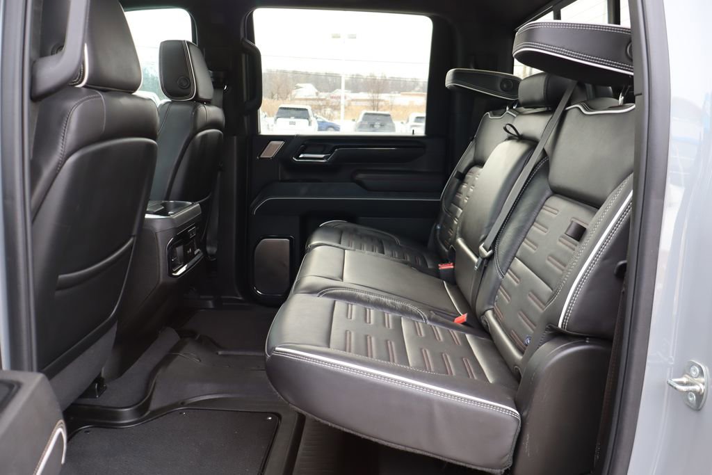 Used 2024 GMC Sierra 2500 AT4X image 51