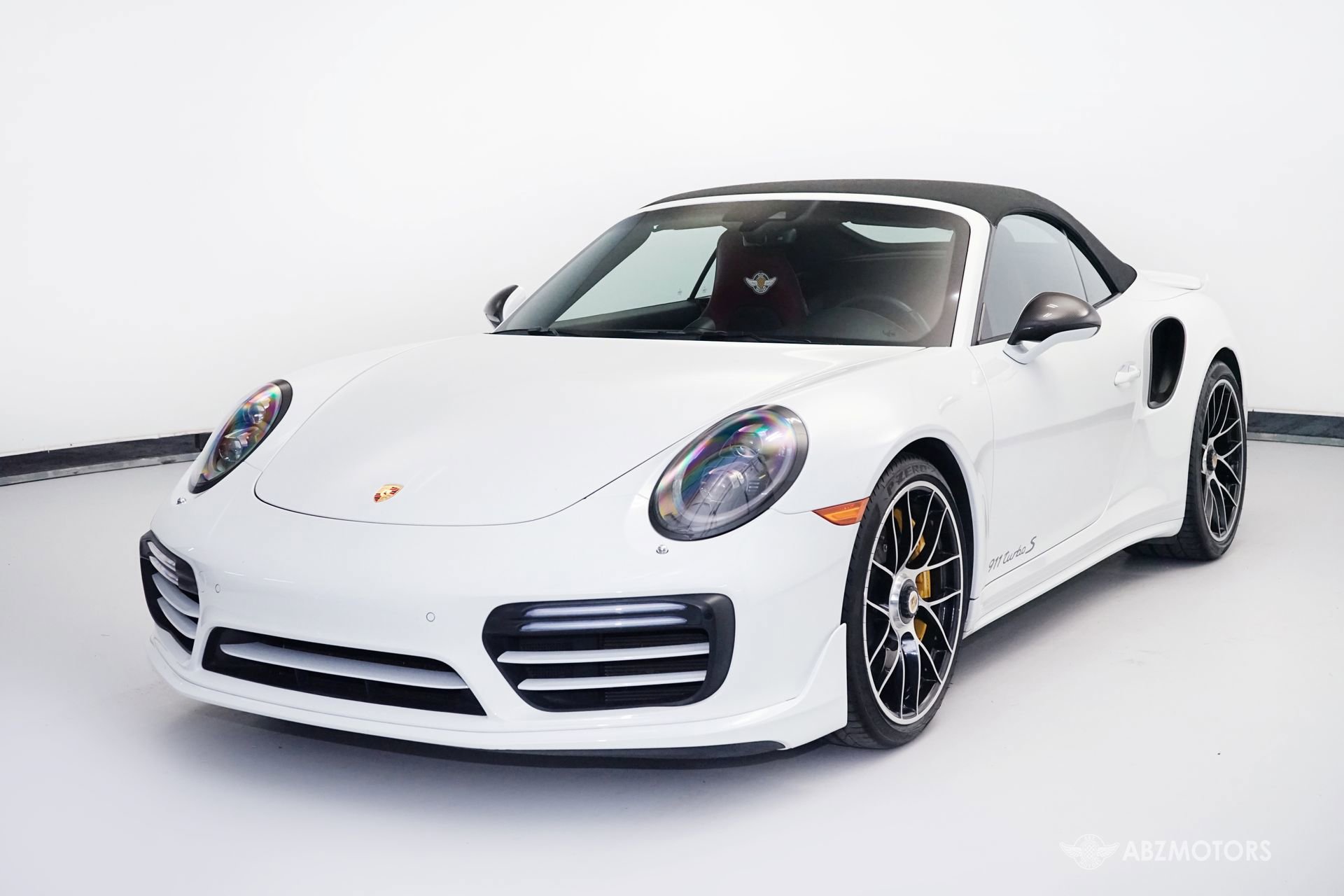 Used 2018 Porsche 911 Turbo S image 2