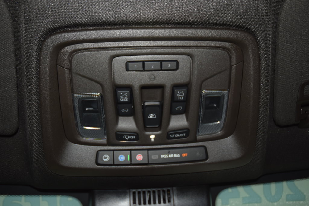 Used 2024 GMC Sierra 1500 Denali AWD/4WD image 57