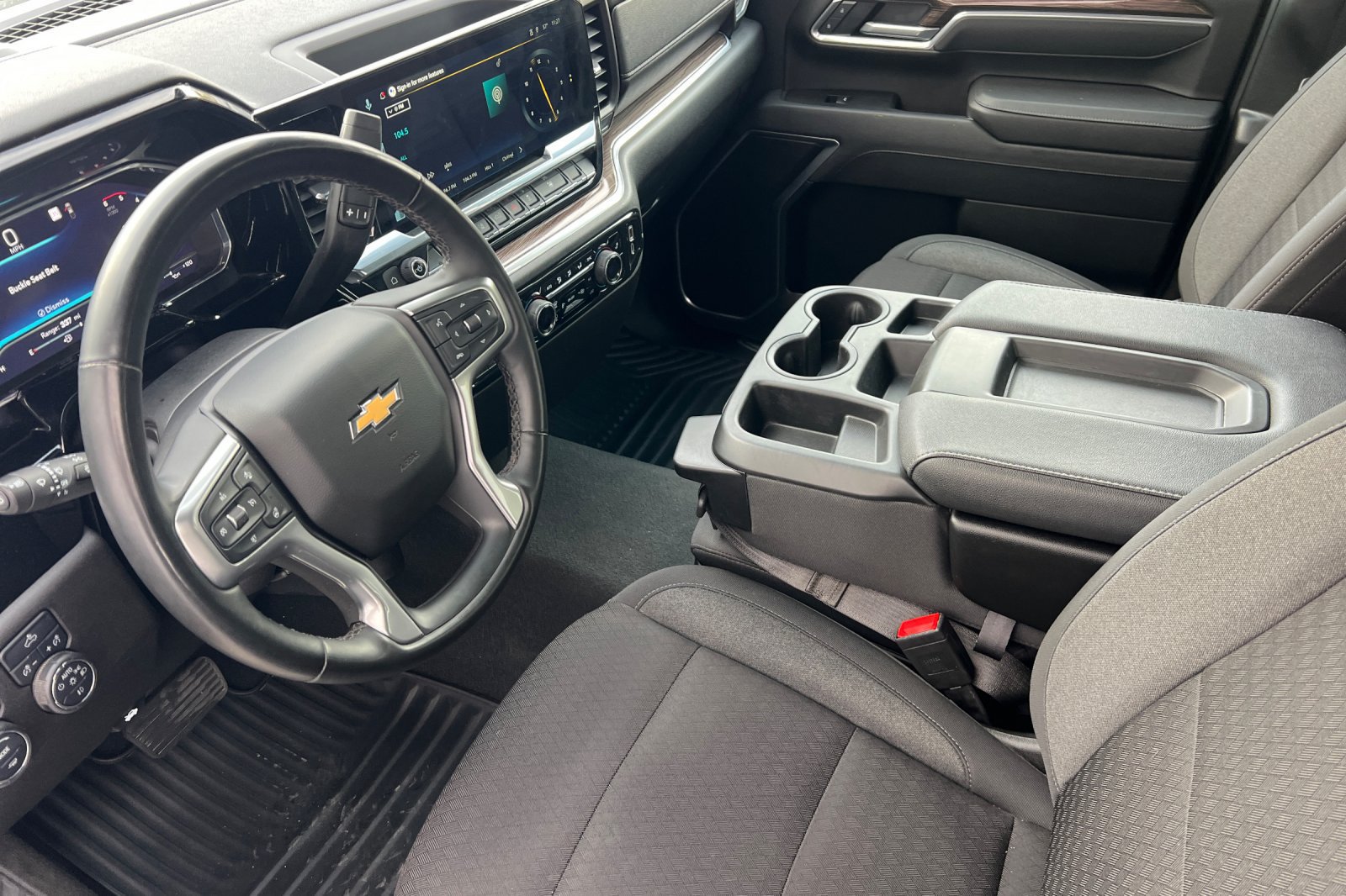 Used 2025 Chevrolet Silverado 2500 LT w/ Convenience Package AWD/4WD image 7