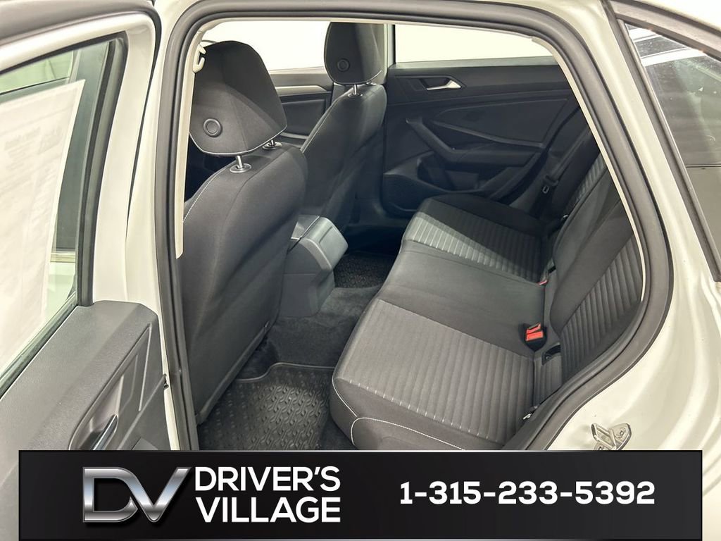 Certified 2023 Volkswagen Jetta S FWD image 19