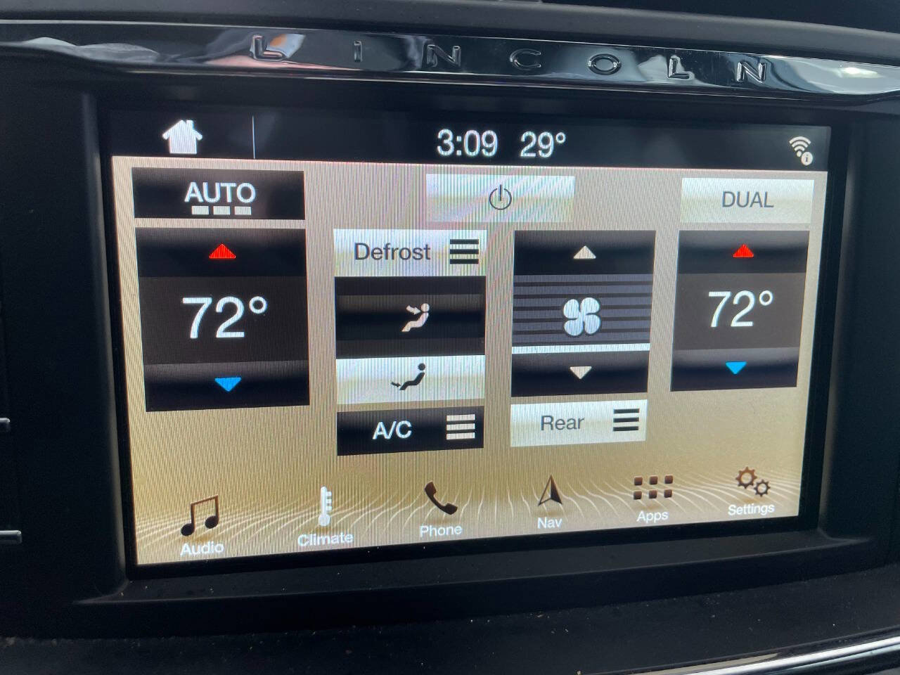 Used 2018 Lincoln Continental Reserve FWD image 32