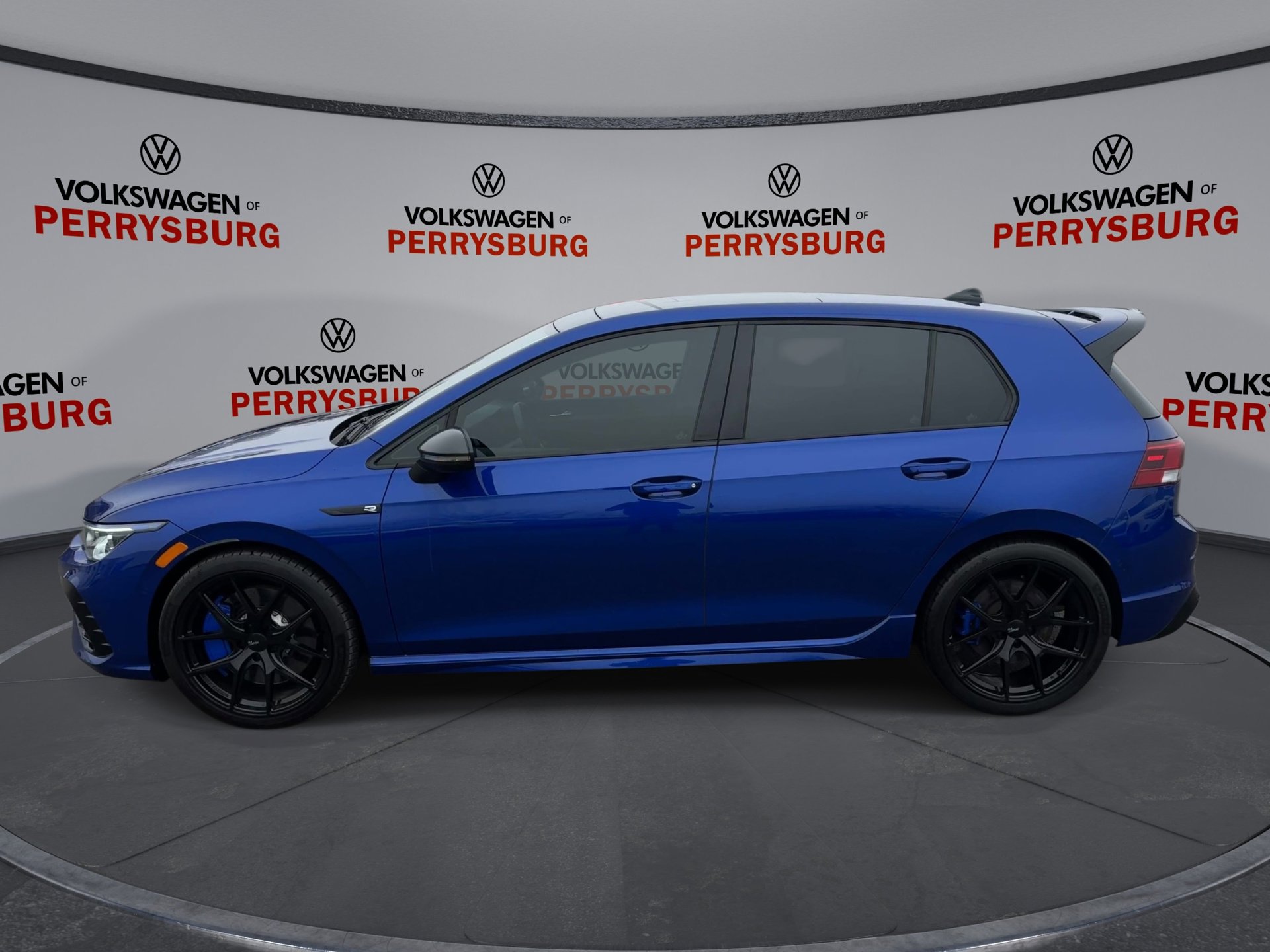 Used 2022 Volkswagen Golf R image 5