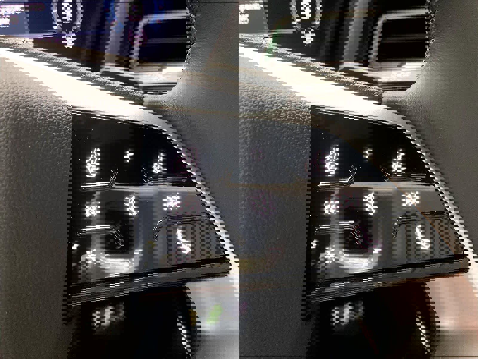 Used 2023 Audi Q4 e-tron Premium Plus w/ Premium Plus image 20