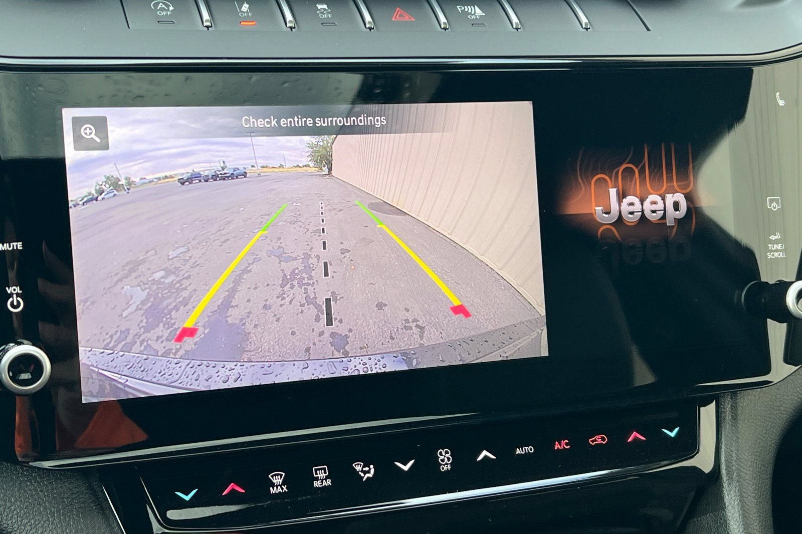 New 2026 Jeep Grand Cherokee Altitude AWD/4WD image 21