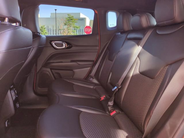 New 2026 Jeep Compass Latitude image 14