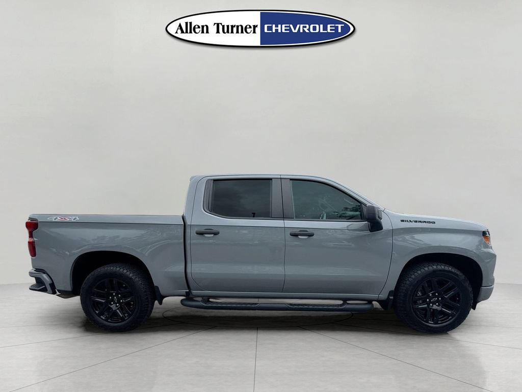 Used 2024 Chevrolet Silverado 1500 Custom w/ Turbomax Blackout Package AWD/4WD image 3