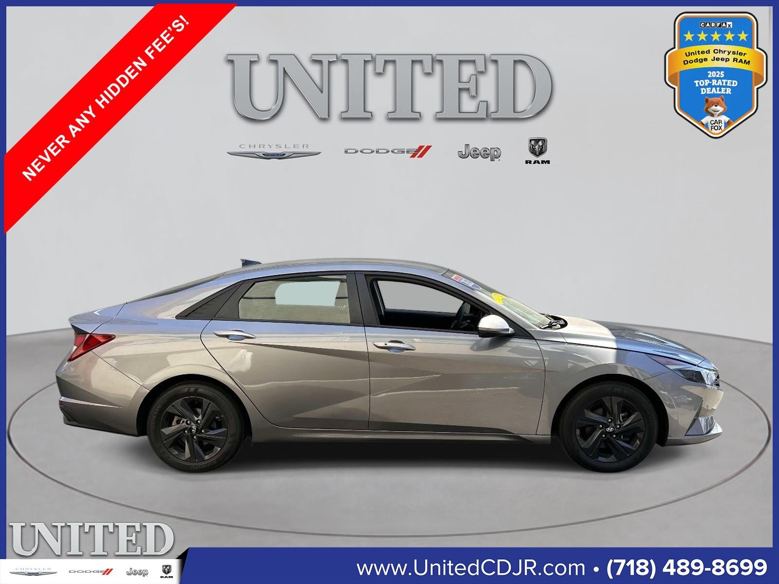 Used 2023 Hyundai Elantra SEL w/ Cargo Package FWD image 2