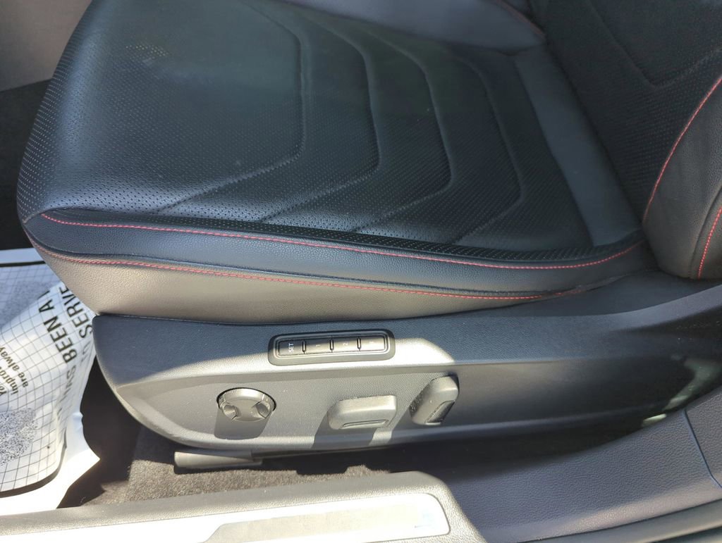 Used 2021 Volkswagen Jetta GLI Autobahn w/ GLI Autobahn Black Package image 29