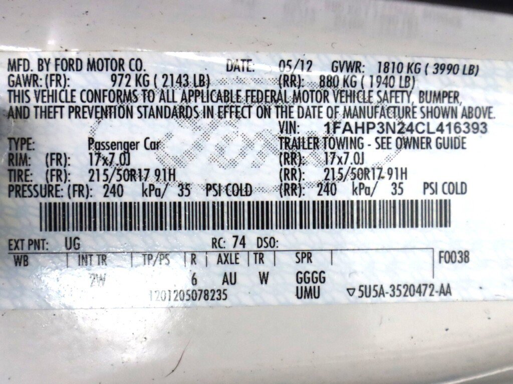 Used 2012 Ford Focus Titanium image 44