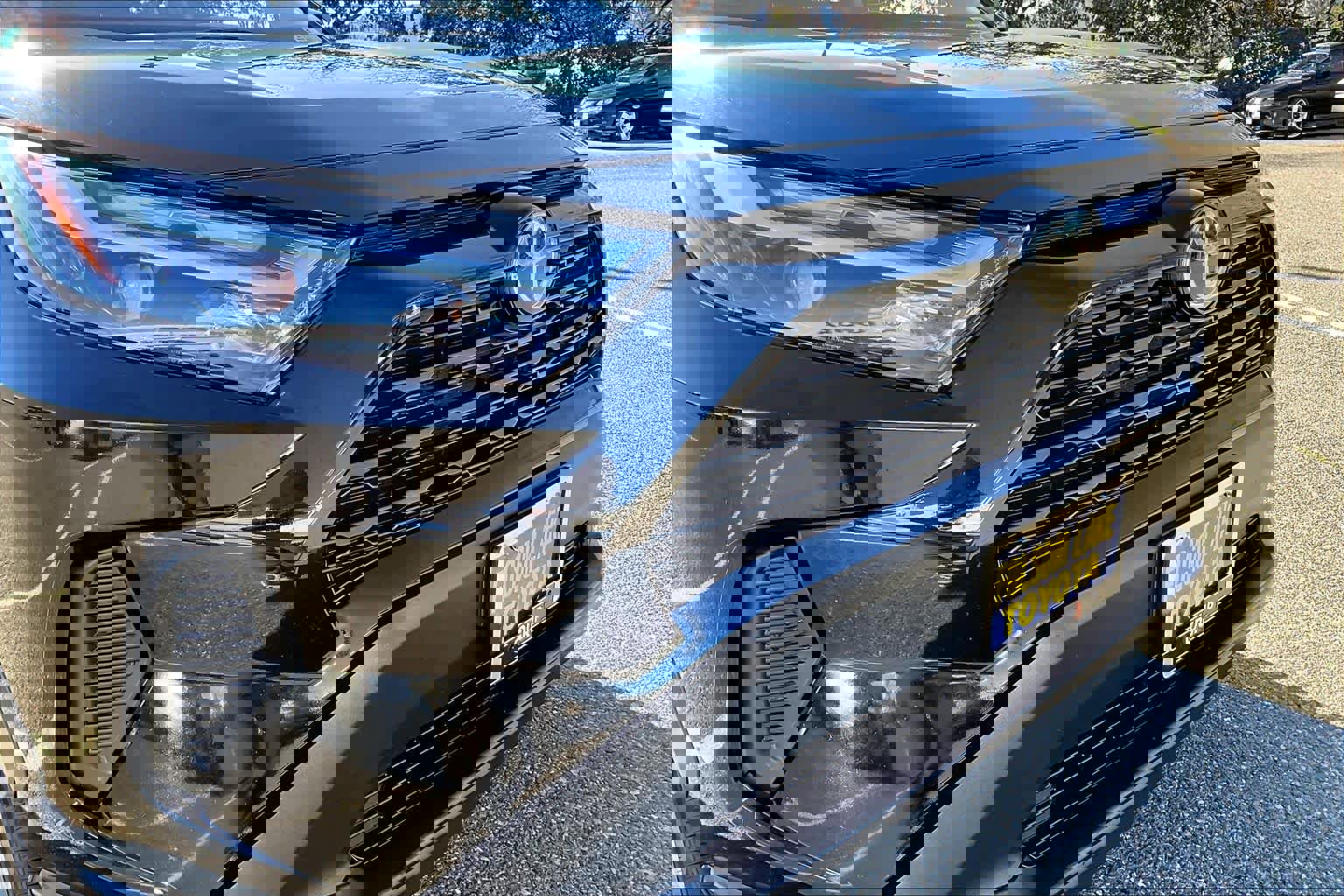 Used 2023 Toyota RAV4 LE image 29