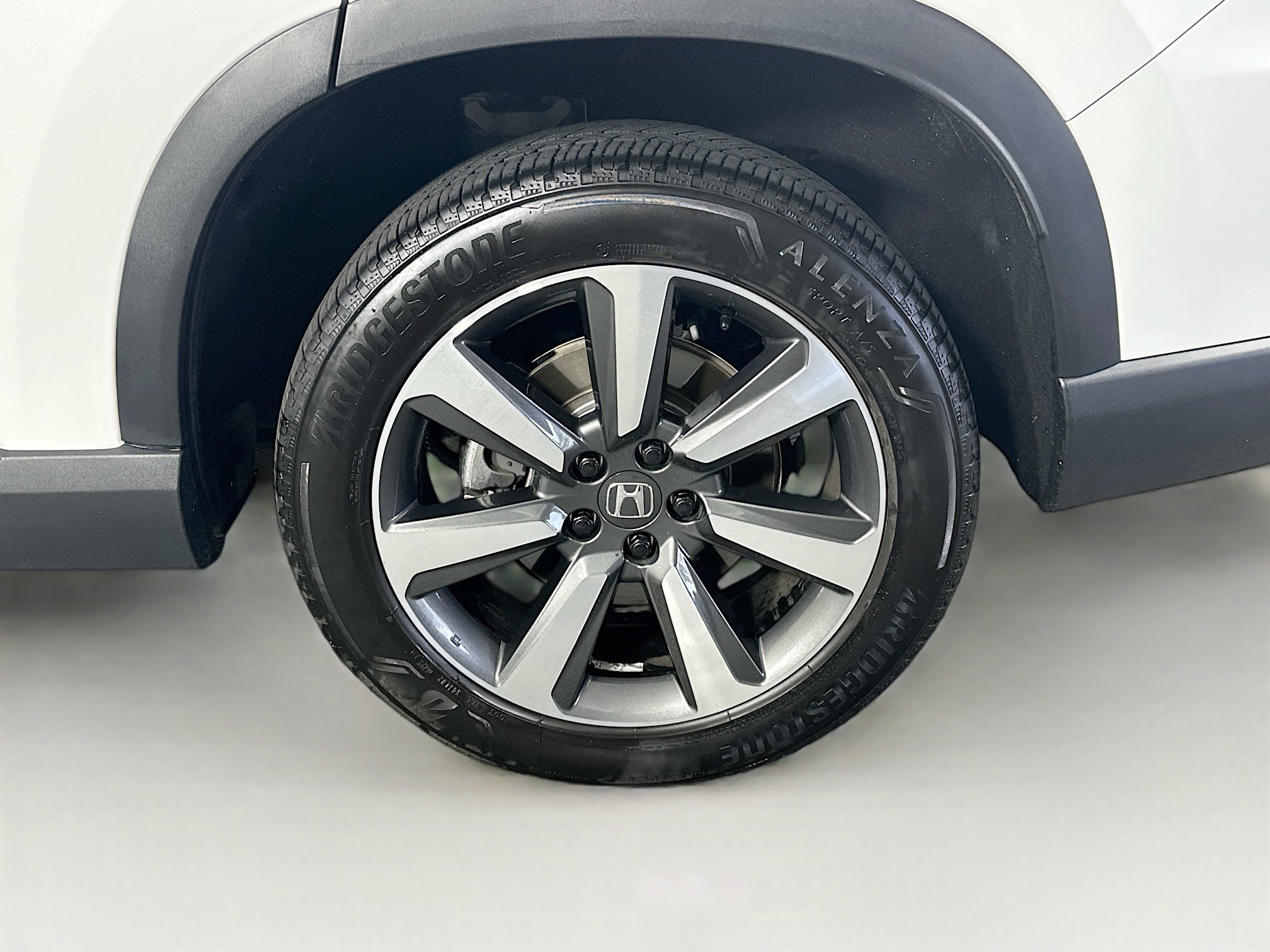 Used 2024 Honda Pilot Elite image 11