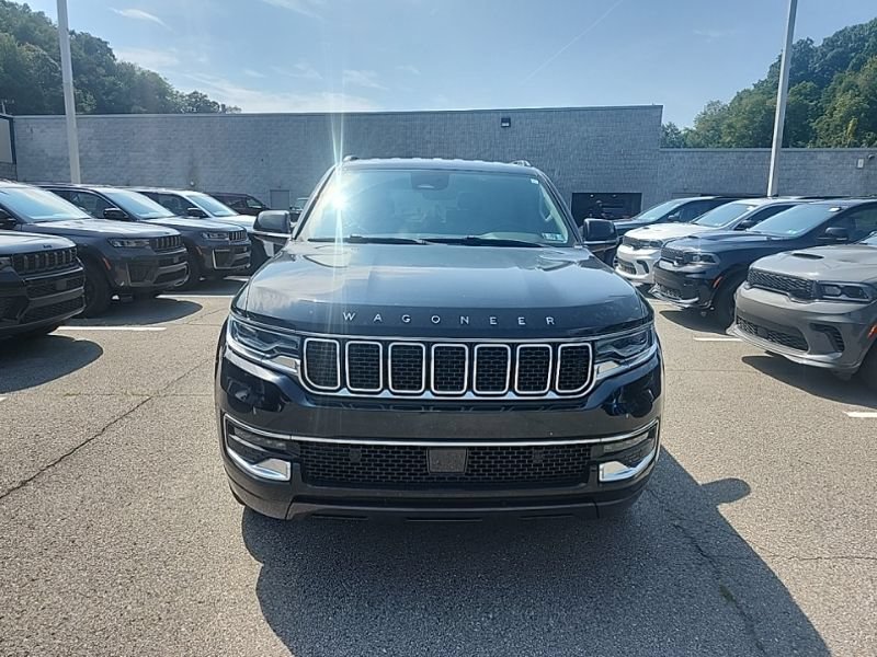 Used 2022 Jeep Wagoneer Series I AWD/4WD image 2
