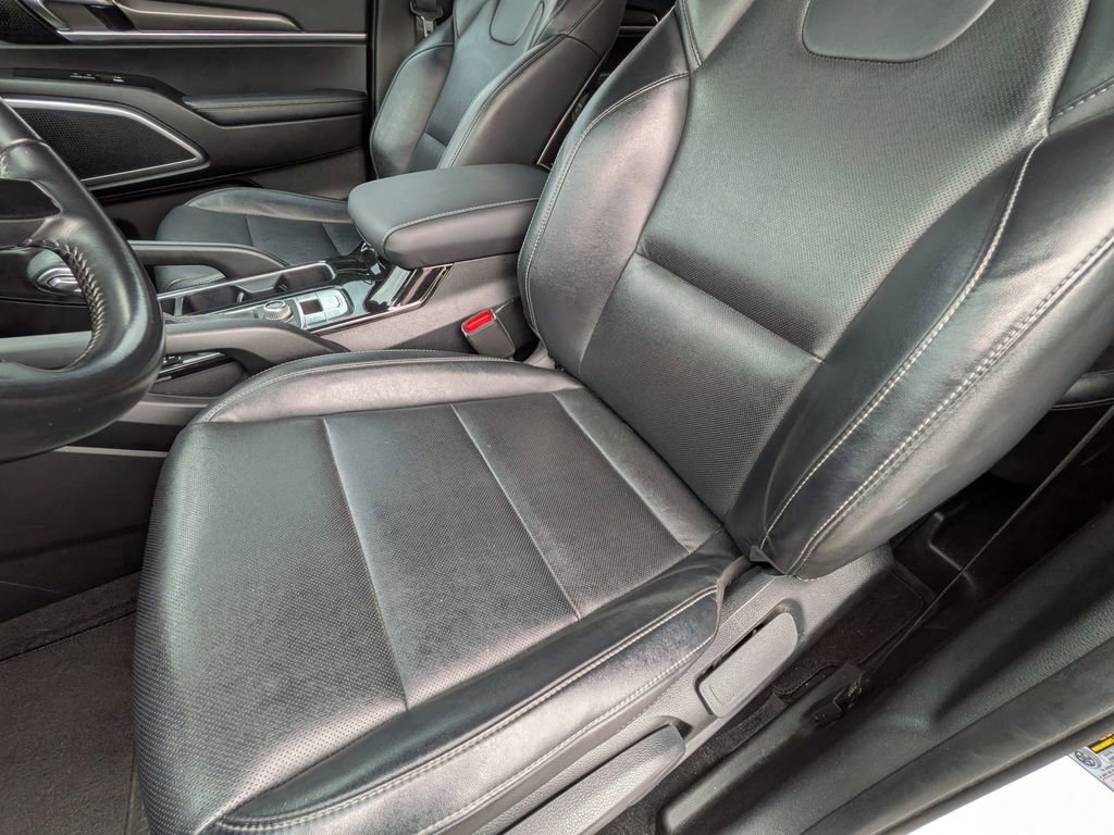 Used 2023 Kia Telluride LX image 14