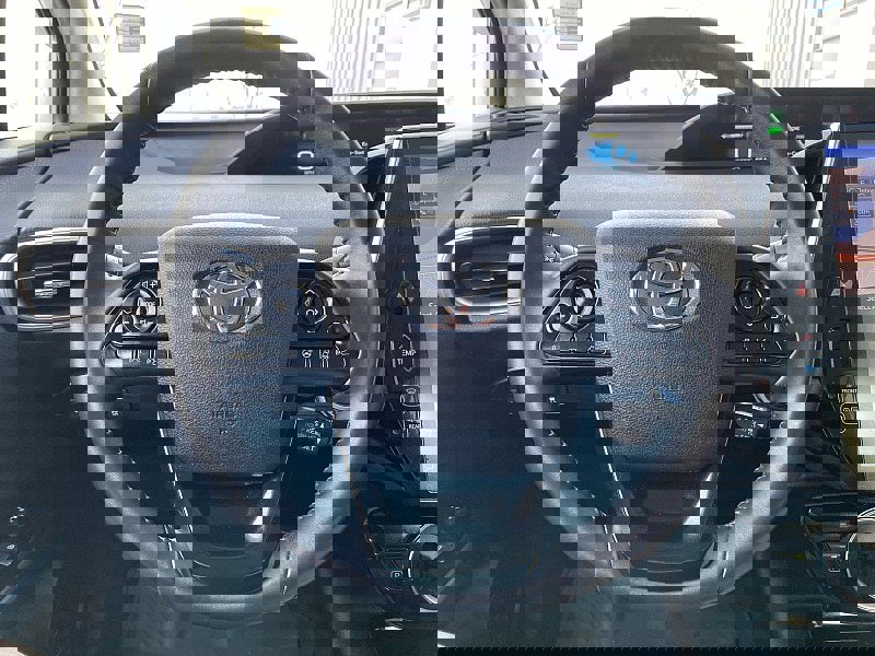 Used 2022 Toyota Prius Prime Limited image 18