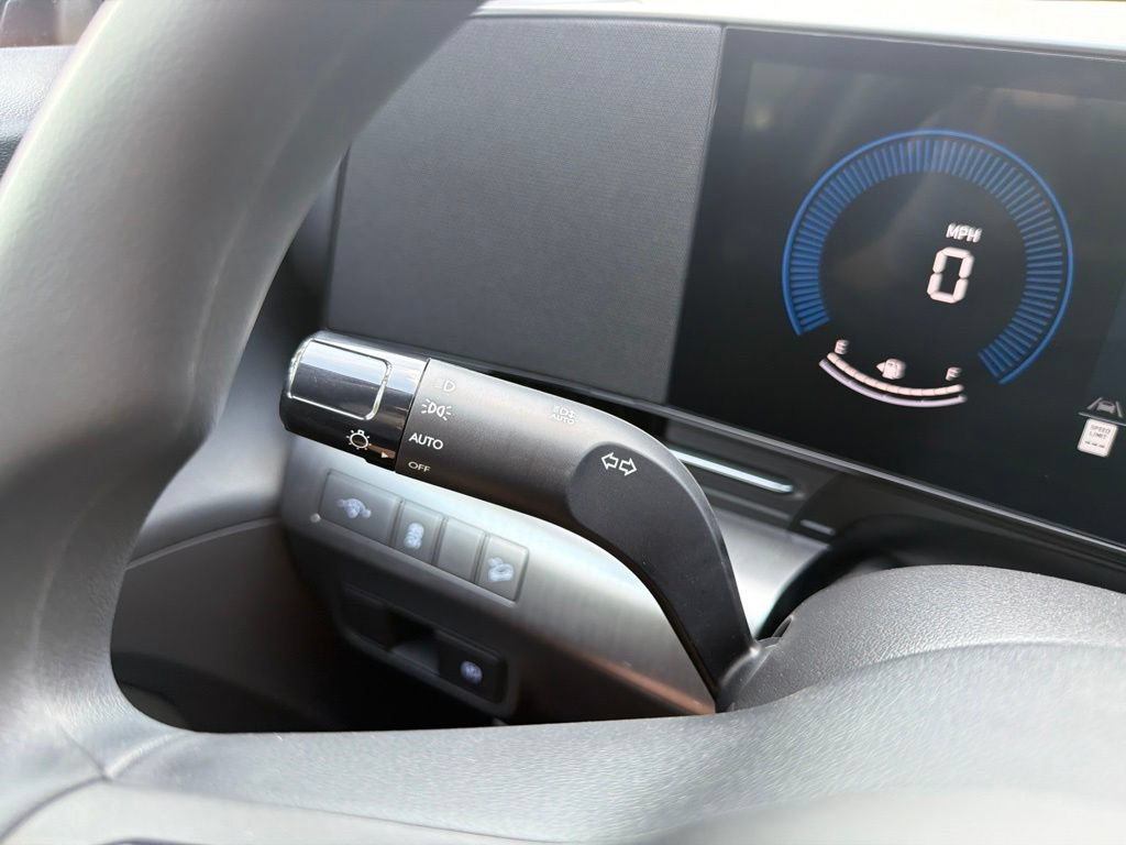 New 2027 Hyundai Kona SE AWD/4WD image 29