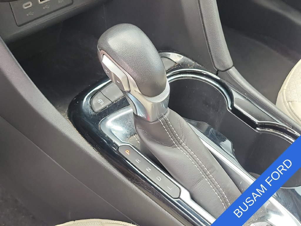 Used 2023 Buick Encore GX Preferred w/ Cold Weather Comfort Package FWD image 24