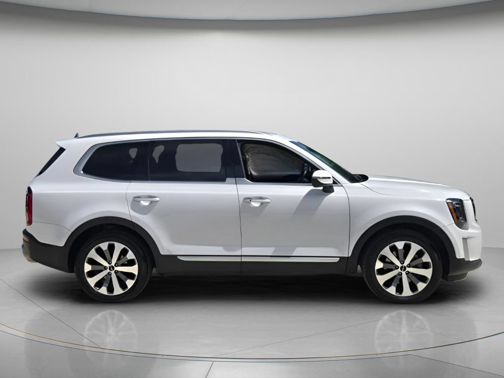 Used 2022 Kia Telluride S FWD image 7