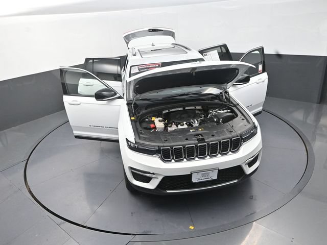 Used 2022 Jeep Grand Cherokee Limited 4xe AWD/4WD image 31