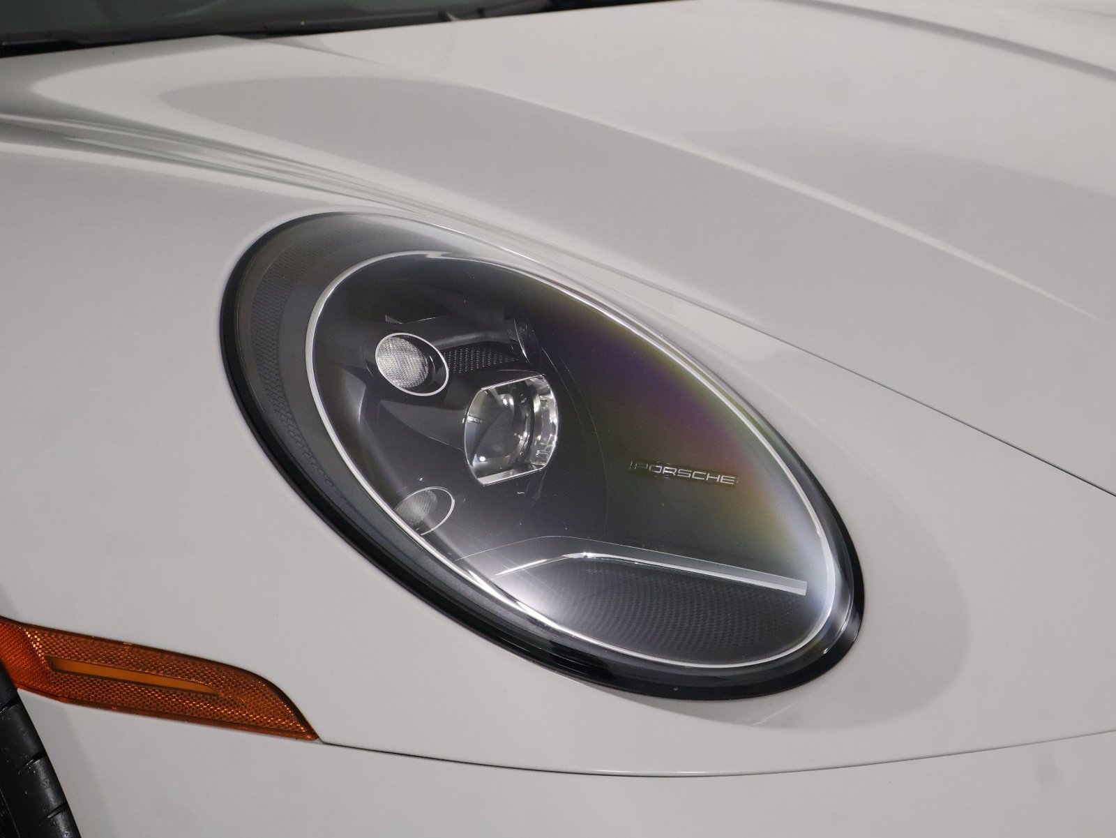 Certified 2024 Porsche 911 Carrera RWD image 28