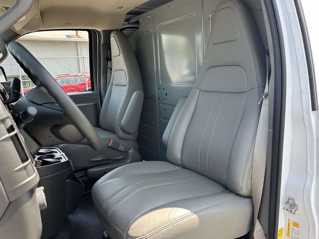 New 2025 Chevrolet Express 2500 w/ Driver Convenience Package RWD image 17