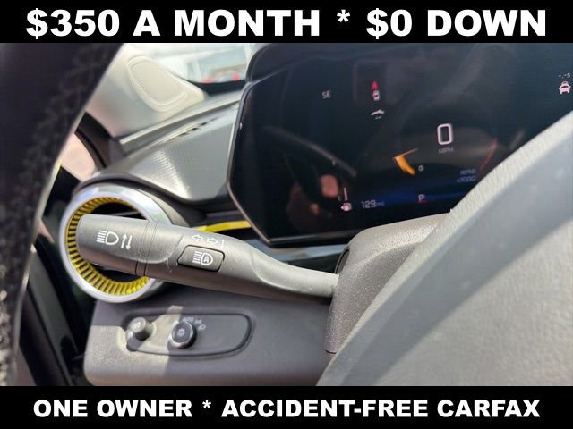 Used 2024 Chevrolet Trax ACTIV w/ Sunroof Package FWD image 16