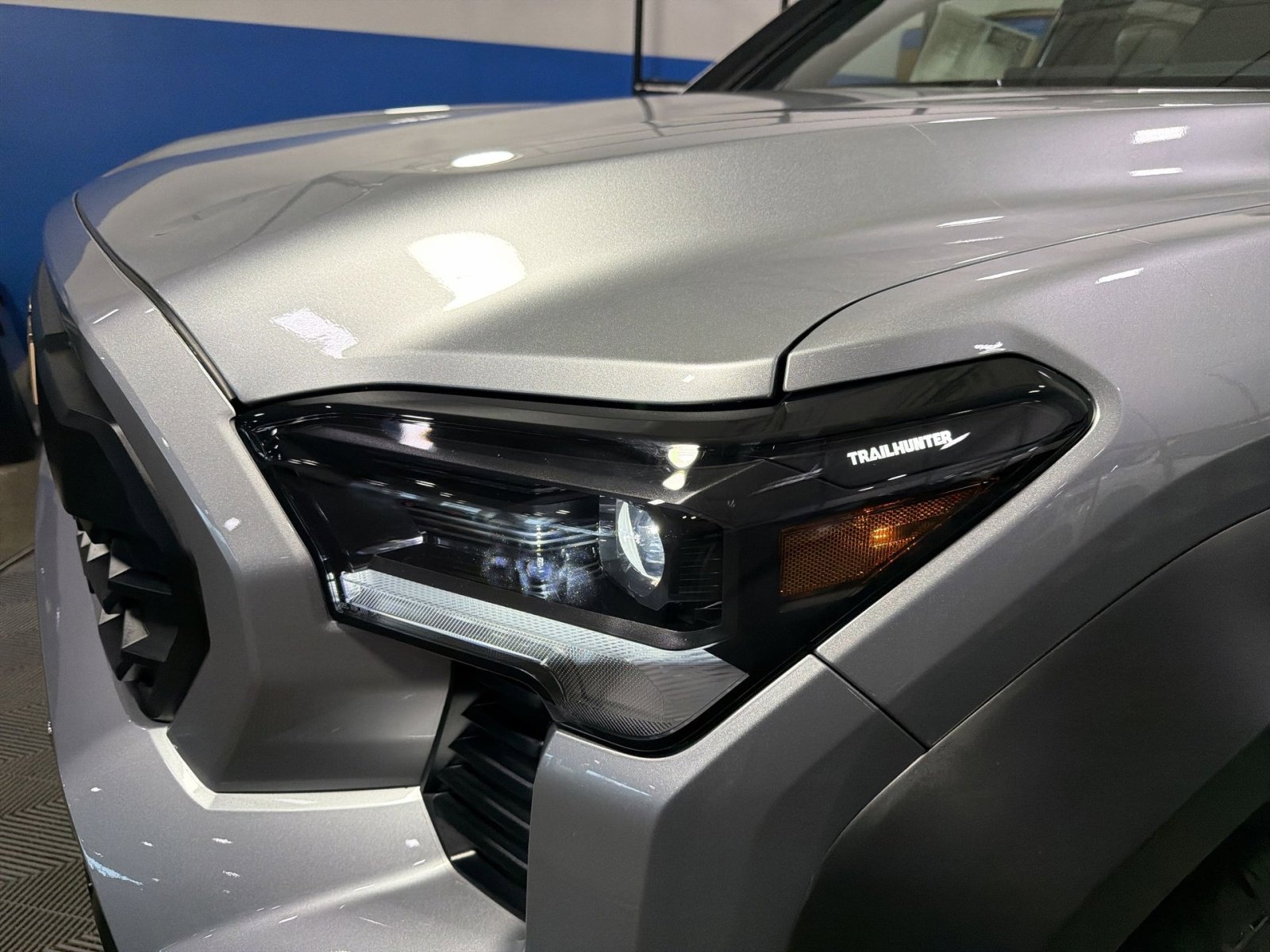 Used 2024 Toyota Tacoma Trailhunter image 13