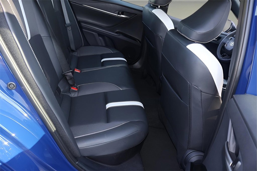 Certified 2025 Toyota Camry SE image 17