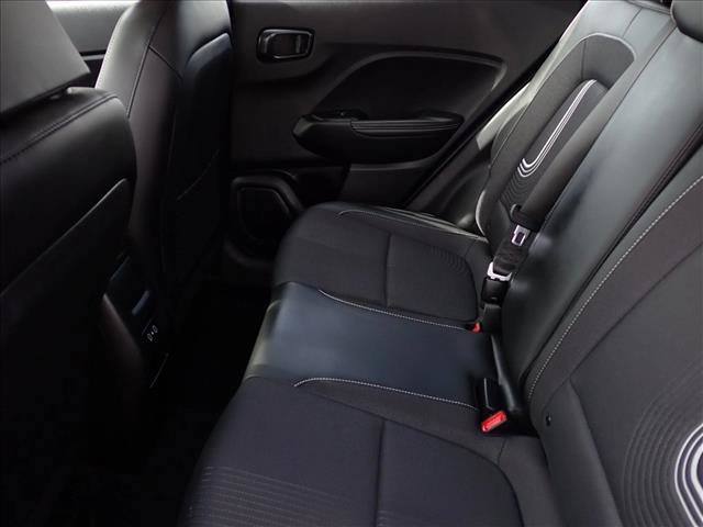 Used 2025 Hyundai Venue Limited FWD image 9