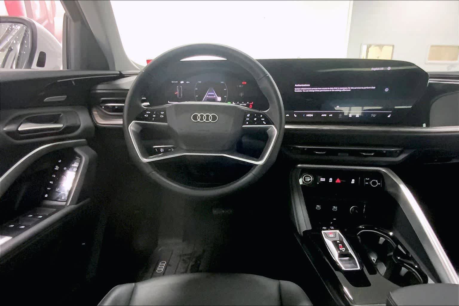 Certified 2025 Audi Q5 Premium w/ Premium Plus AWD/4WD image 13