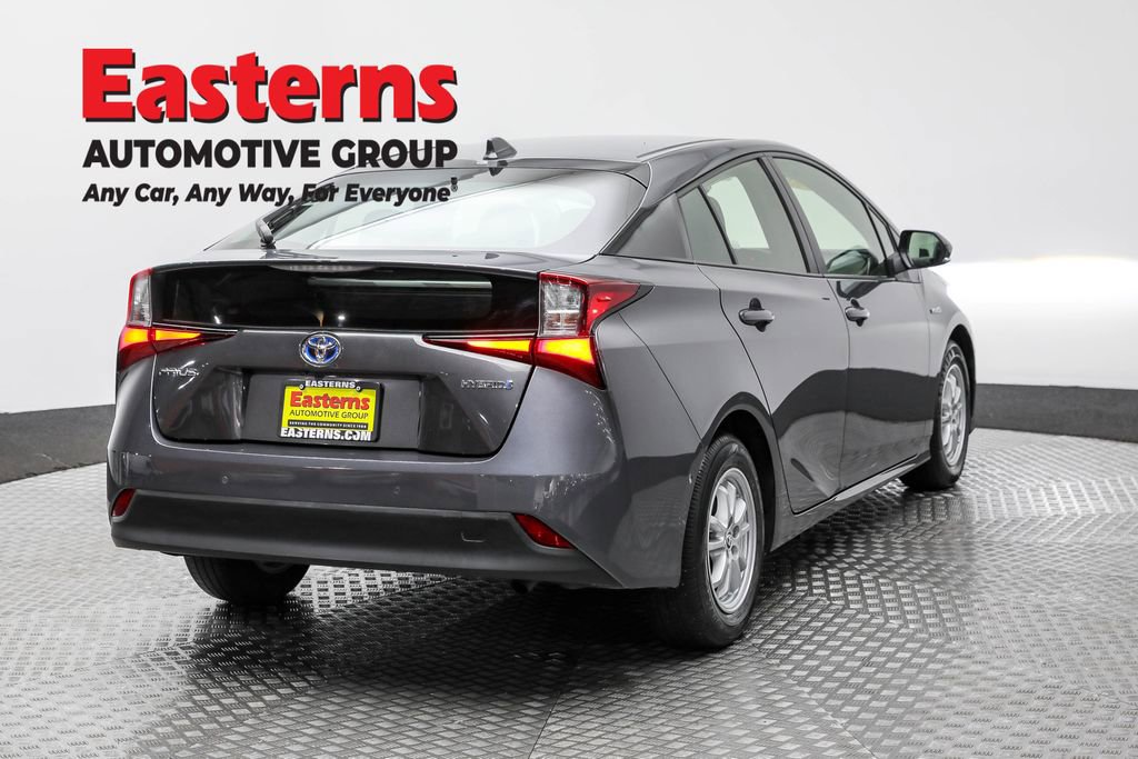 Used 2022 Toyota Prius LE image 5