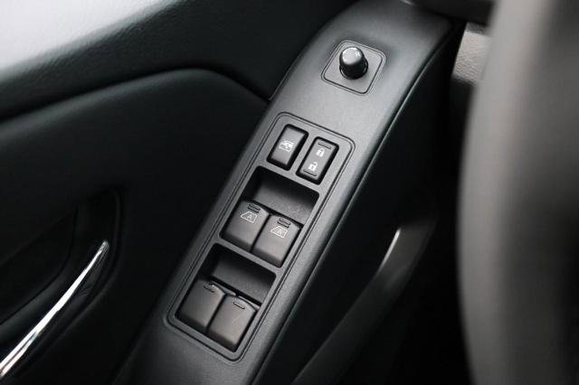 New 2026 Nissan Frontier SV w/ SV Convenience Package image 18