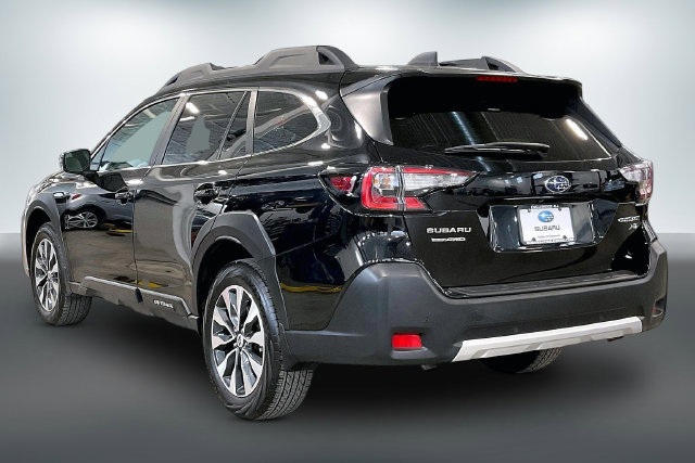 Used 2024 Subaru Outback Limited XT w/ Popular Package #2 AWD/4WD image 12