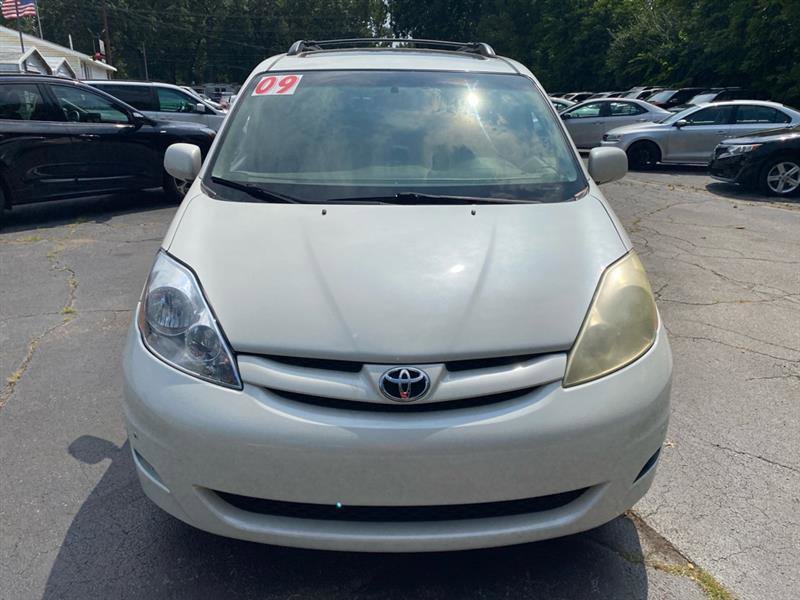 Used 2009 Toyota Sienna AWD image 6