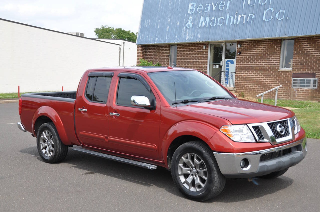Used 2014 Nissan Frontier SL w/ SL Moonroof Package AWD/4WD image 5