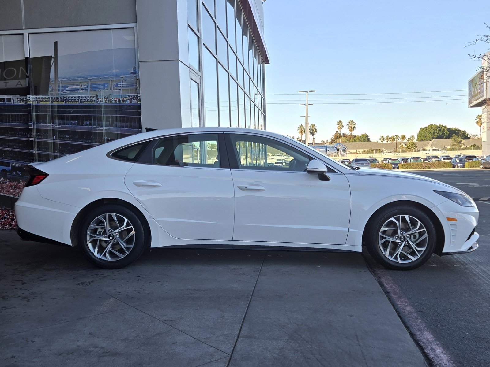 Used 2023 Hyundai Sonata SEL image 4