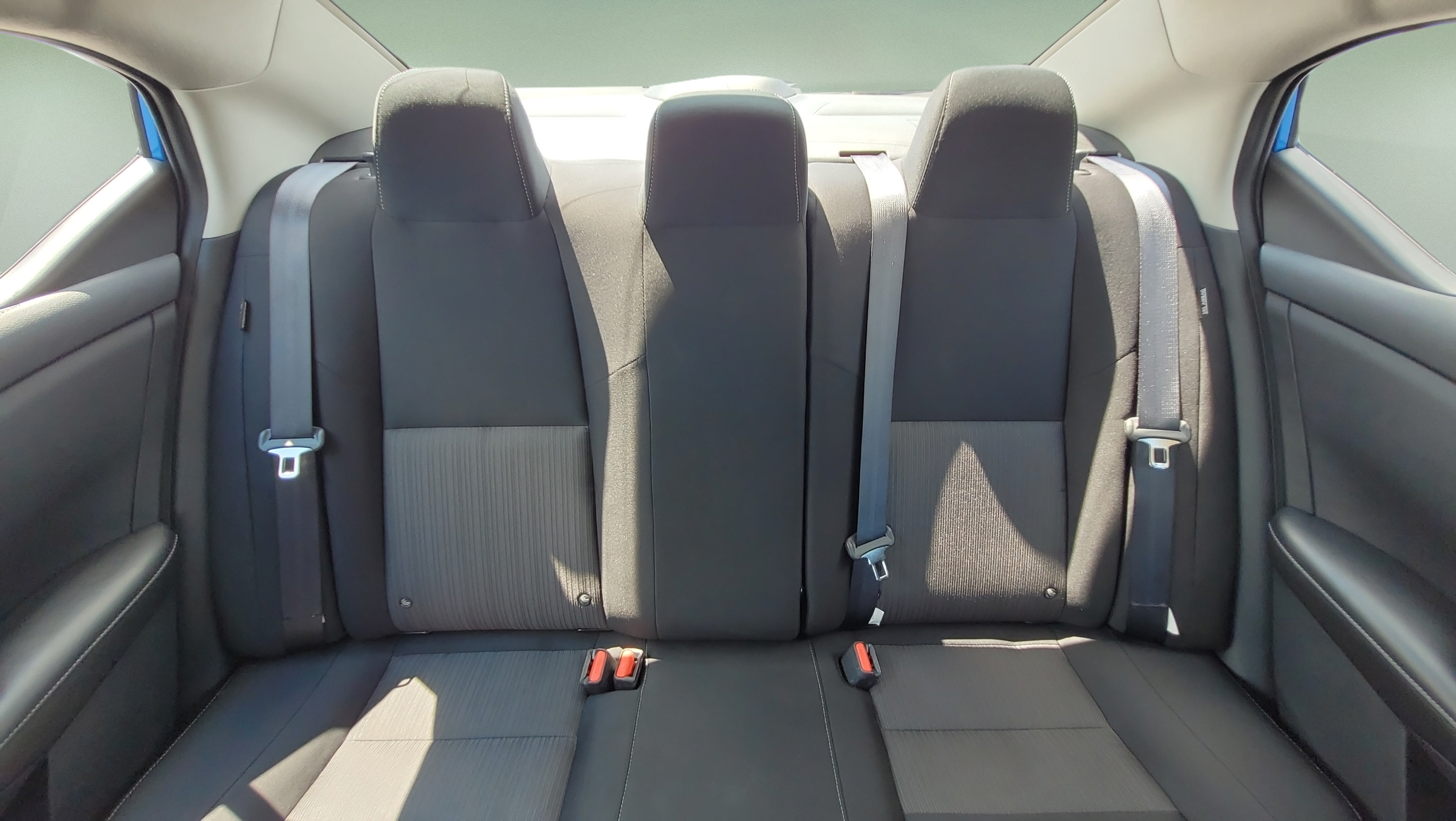 Used 2025 Nissan Sentra SV FWD image 18
