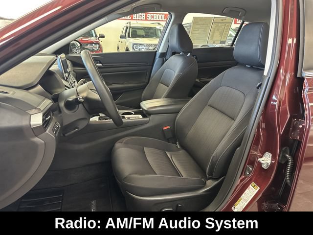 Used 2024 Nissan Altima 2.5 SV AWD/4WD image 4