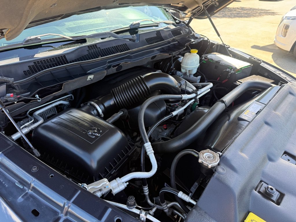 Used 2014 RAM 1500 Laramie w/ Convenience Group AWD/4WD image 38