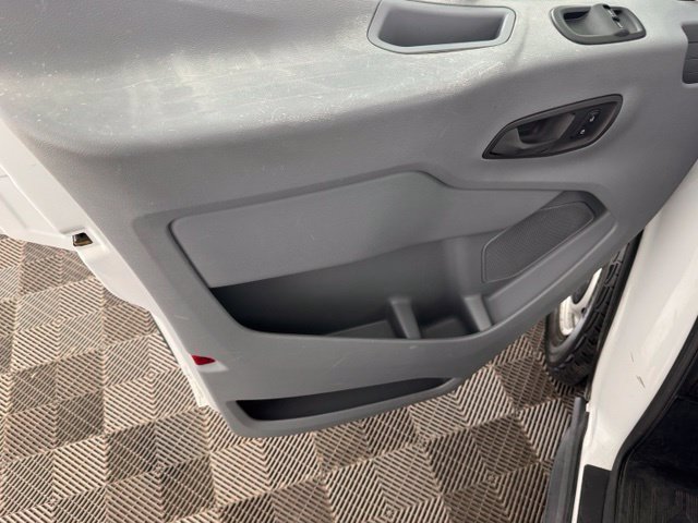 Used 2018 Ford Transit 150 XL RWD image 20