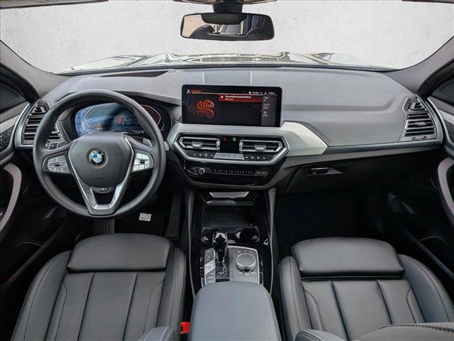 Used 2025 BMW X4 xDrive30i image 18