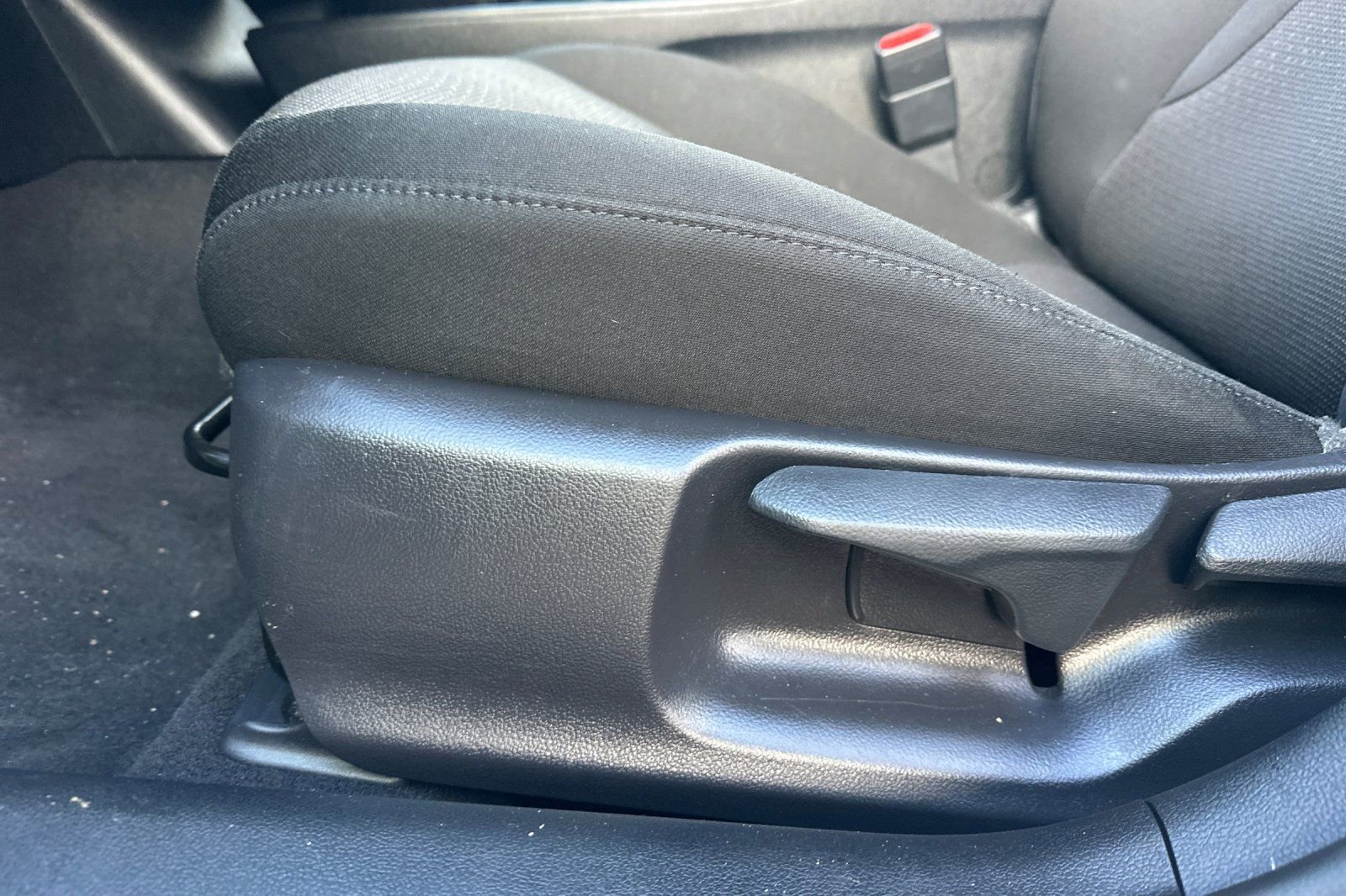 Certified 2022 Toyota Prius LE image 14