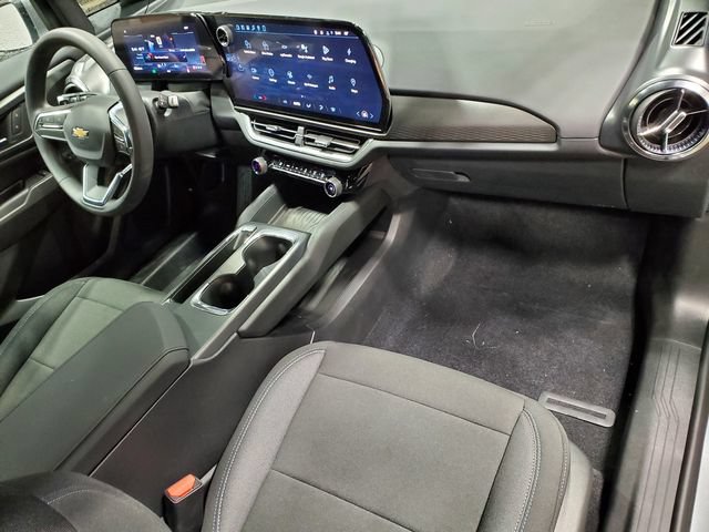 New 2026 Chevrolet Equinox EV LT FWD image 15