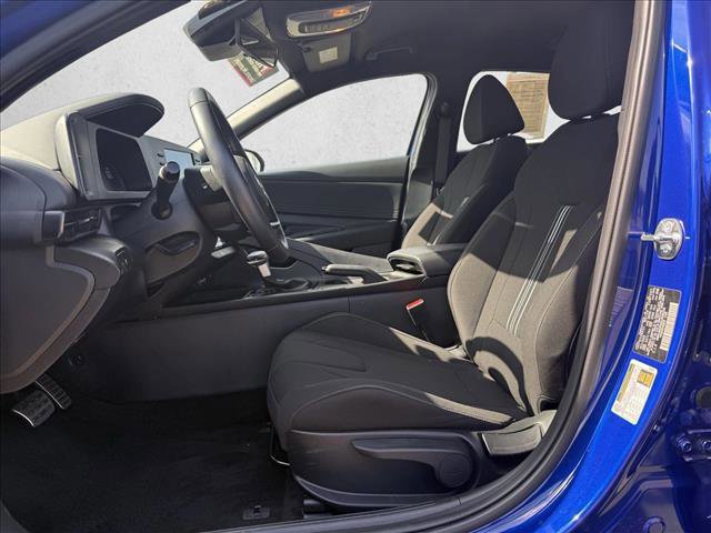 Certified 2025 Hyundai Elantra Sport image 10