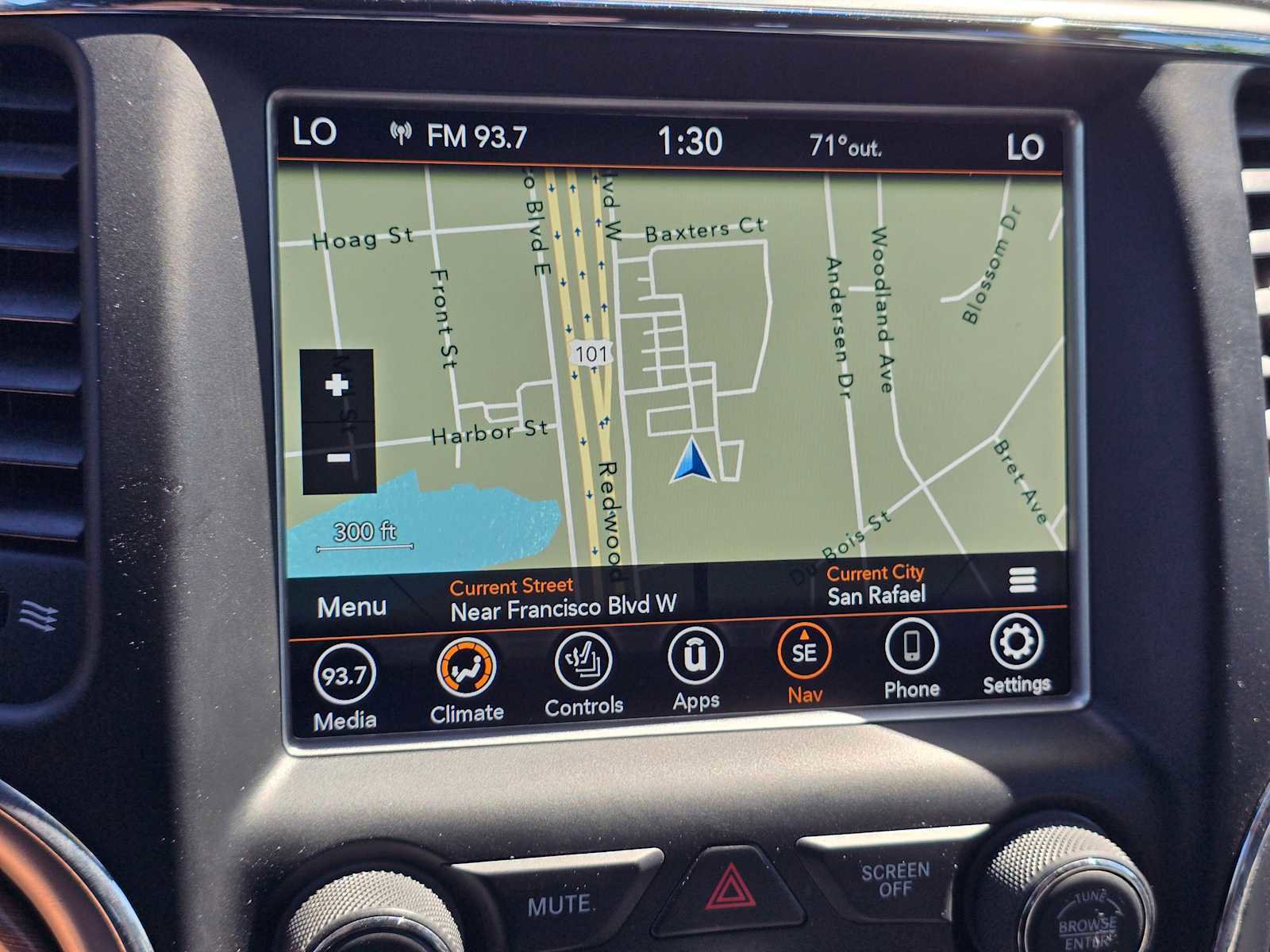 Used 2018 Jeep Grand Cherokee Trailhawk w/ Trailhawk Luxury Group image 31