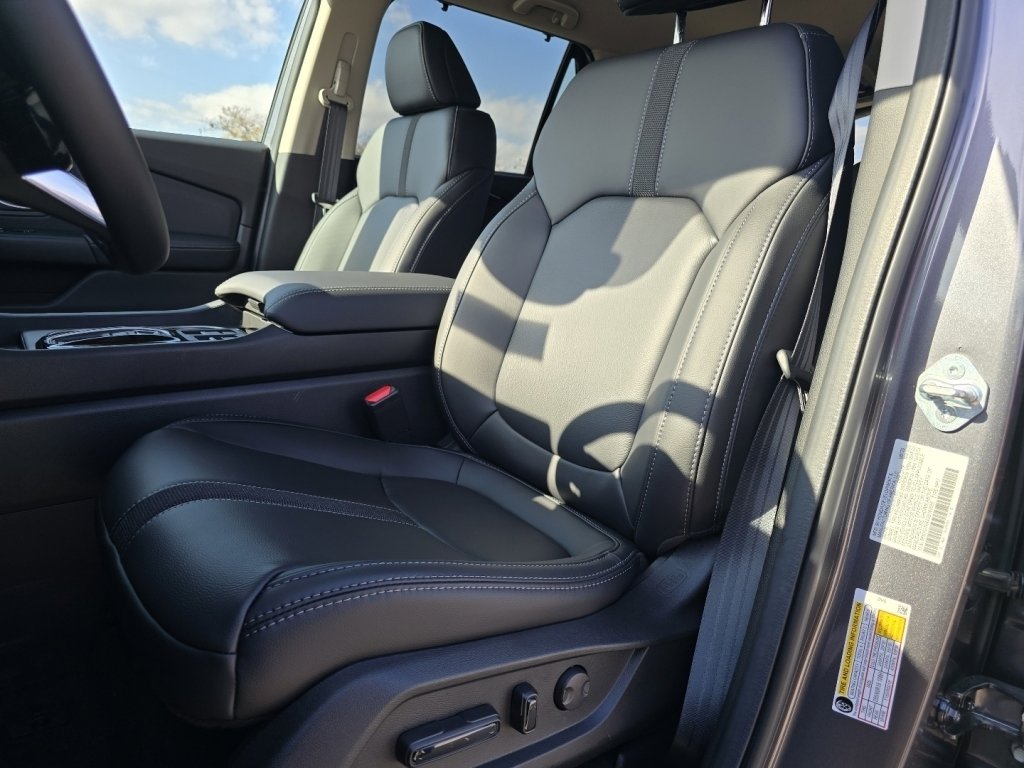 New 2025 Honda Pilot EX-L image 24