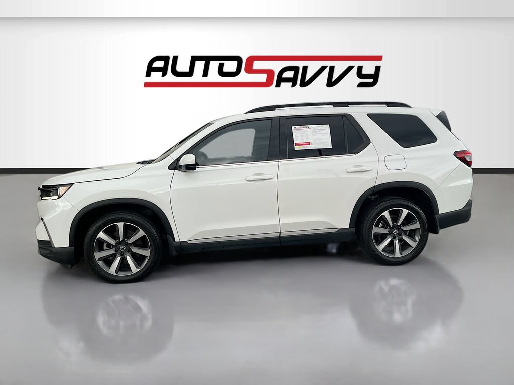 Used 2025 Honda Pilot Elite image 4
