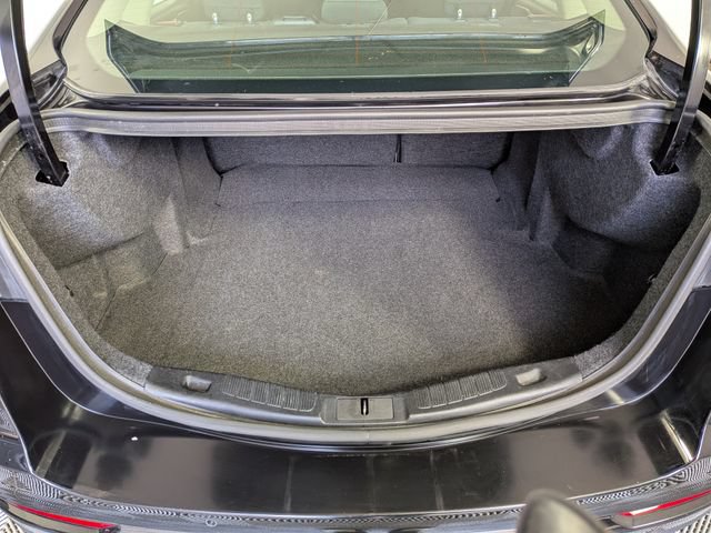 Used 2019 Ford Fusion SE FWD image 8